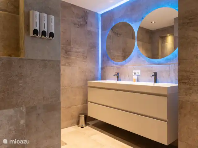 Salle de bain 2